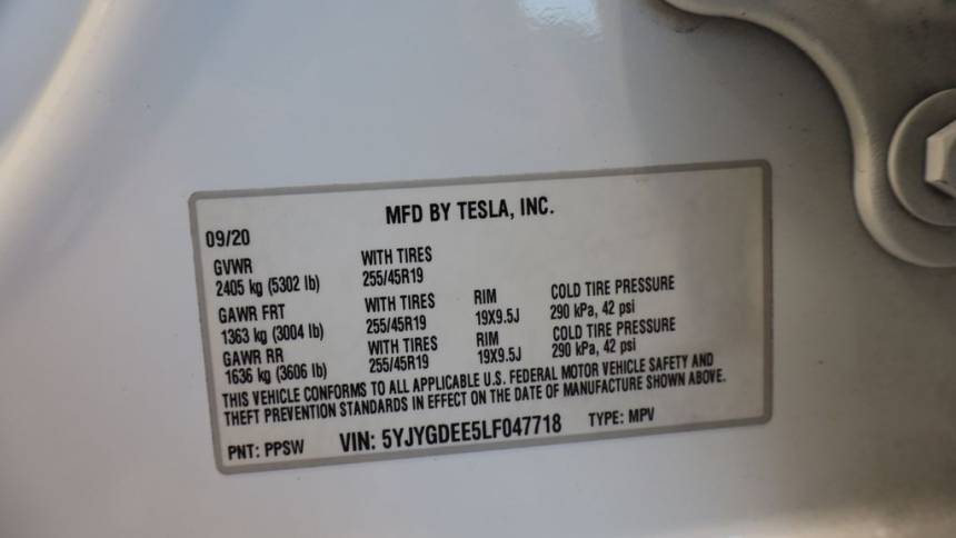 2020 Tesla Model Y 5YJYGDEE5LF047718