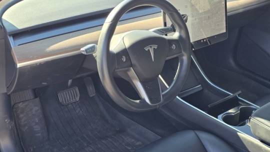 2019 Tesla Model 3 5YJ3E1EA4KF323591