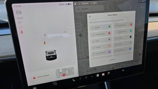 2019 Tesla Model 3 5YJ3E1EA4KF323591