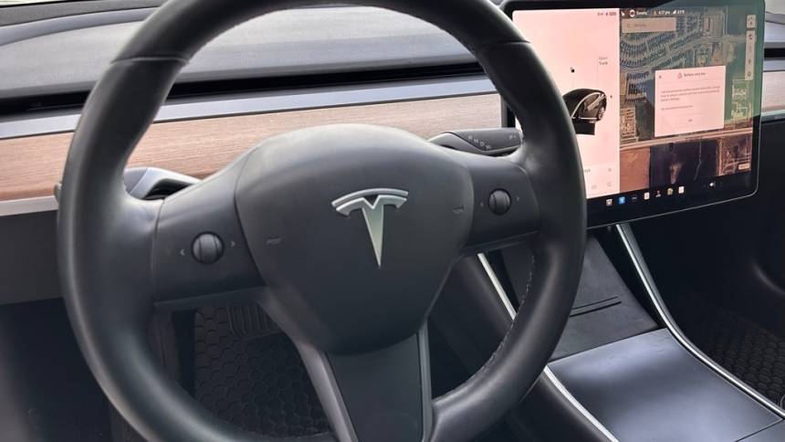 2018 Tesla Model 3 5YJ3E1EB6JF071687