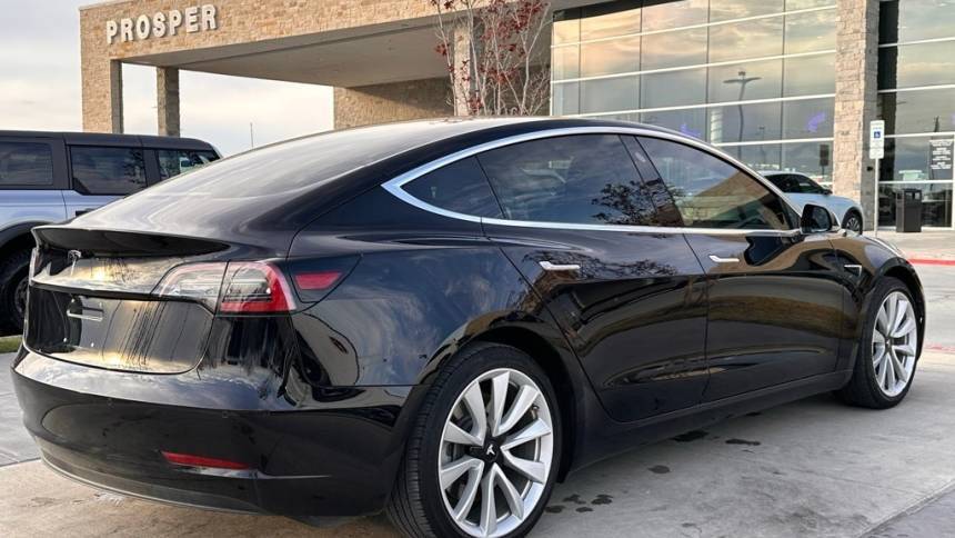 2018 Tesla Model 3 5YJ3E1EB6JF071687