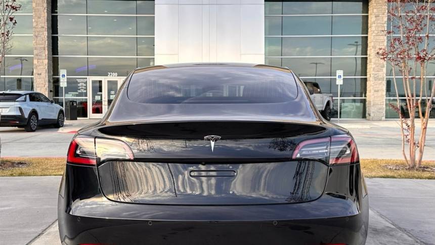 2018 Tesla Model 3 5YJ3E1EB6JF071687