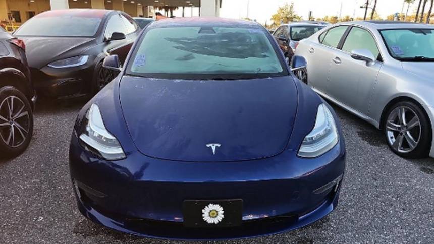 2018 Tesla Model 3 5YJ3E1EA5JF032550