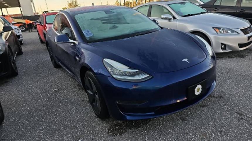 2018 Tesla Model 3 5YJ3E1EA5JF032550