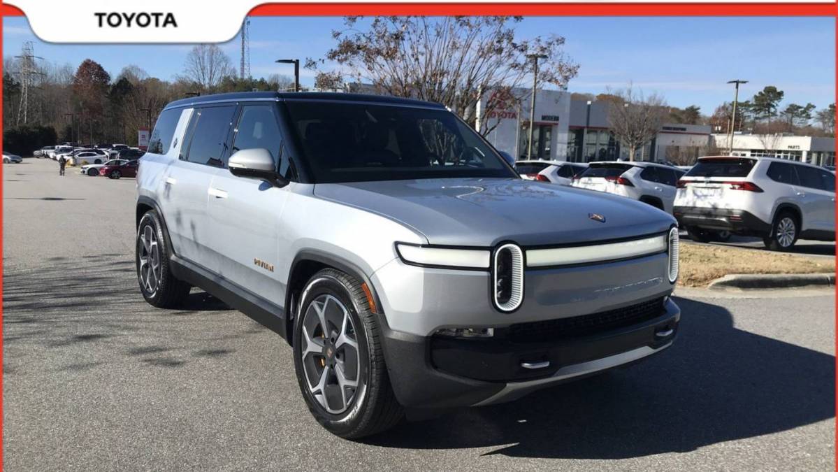 2023 Rivian R1S 7PDSGABL8PN004160