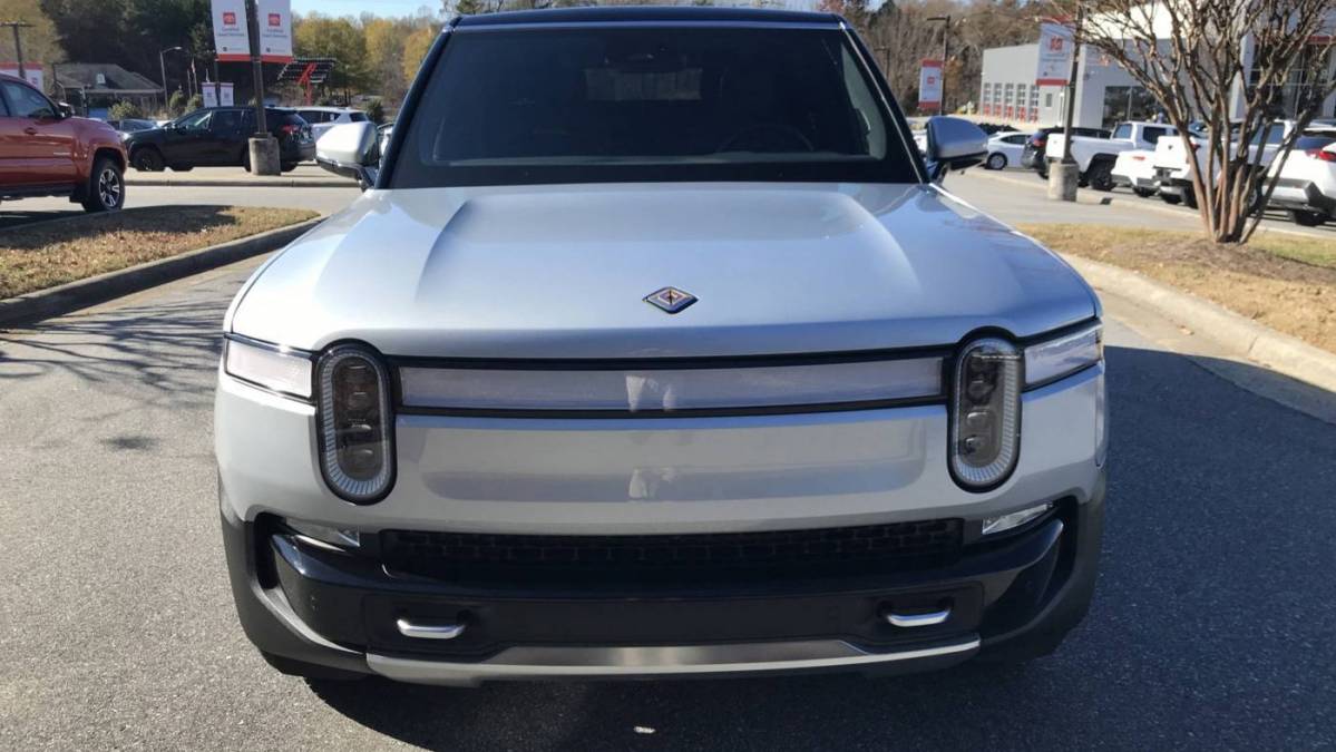 2023 Rivian R1S 7PDSGABL8PN004160