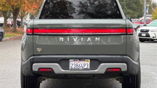 2022 Rivian R1T 7FCTGAAL4NN005925