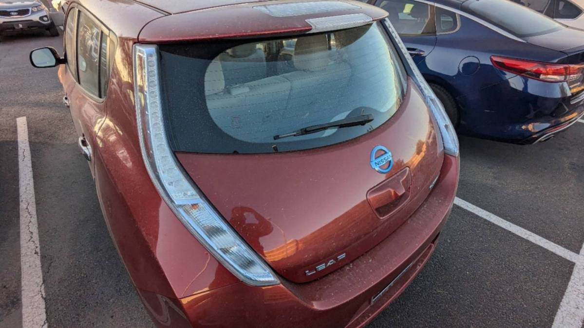 2011 Nissan LEAF JN1AZ0CPXBT006976