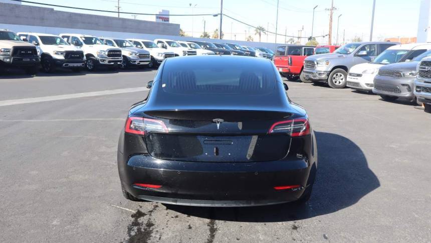 2018 Tesla Model 3 5YJ3E1EA7JF075917