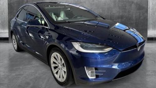 2017 Tesla Model X 5YJXCDE22HF056834