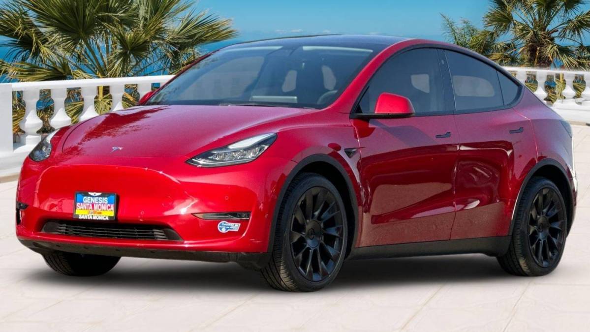 2021 Tesla Model Y 5YJYGDEE1MF093984