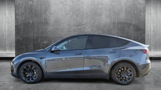 2021 Tesla Model Y 5YJYGDEE9MF111809