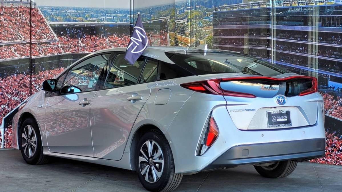 2017 Toyota Prius Prime JTDKARFPXH3025464