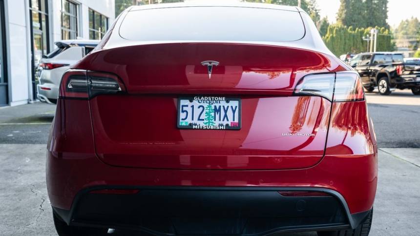 2020 Tesla Model Y 5YJYGDEE9LF036284