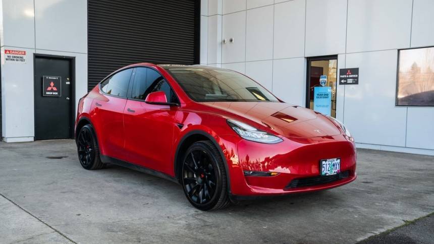 2020 Tesla Model Y 5YJYGDEE9LF036284