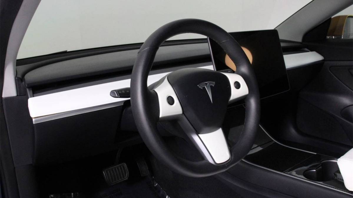 2020 Tesla Model 3 5YJ3E1EA1LF633957