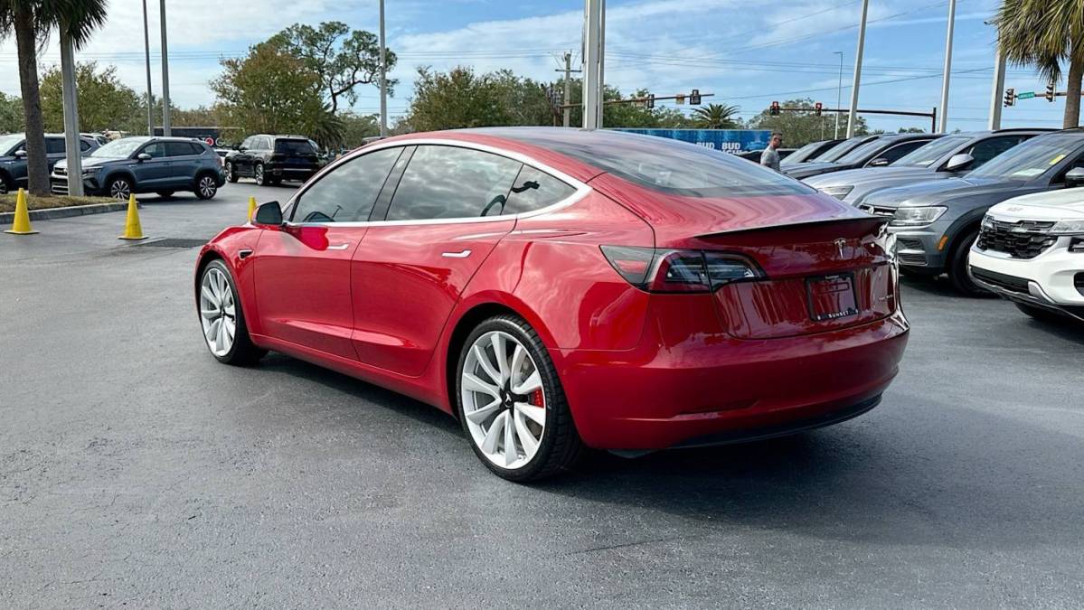 2018 Tesla Model 3 5YJ3E1EB4JF079884