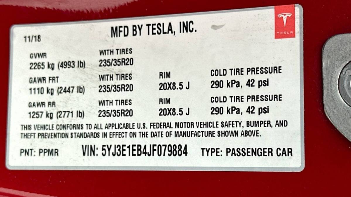 2018 Tesla Model 3 5YJ3E1EB4JF079884