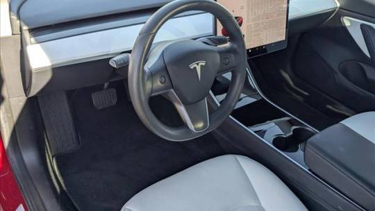 2019 Tesla Model 3 5YJ3E1EB1KF454468