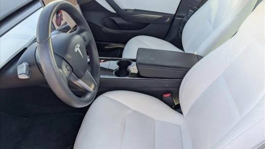 2019 Tesla Model 3 5YJ3E1EB1KF454468