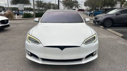 2018 Tesla Model S 5YJSA1E21JF290452