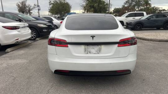 2018 Tesla Model S 5YJSA1E21JF290452