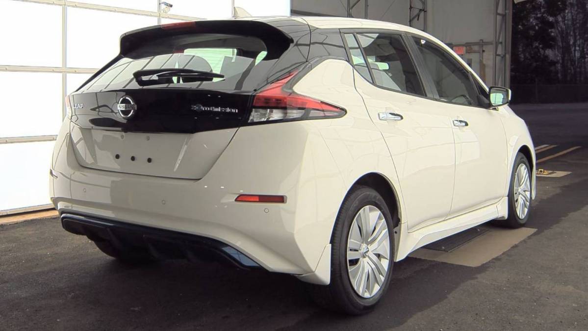 2022 Nissan LEAF 1N4AZ1BV8NC552768