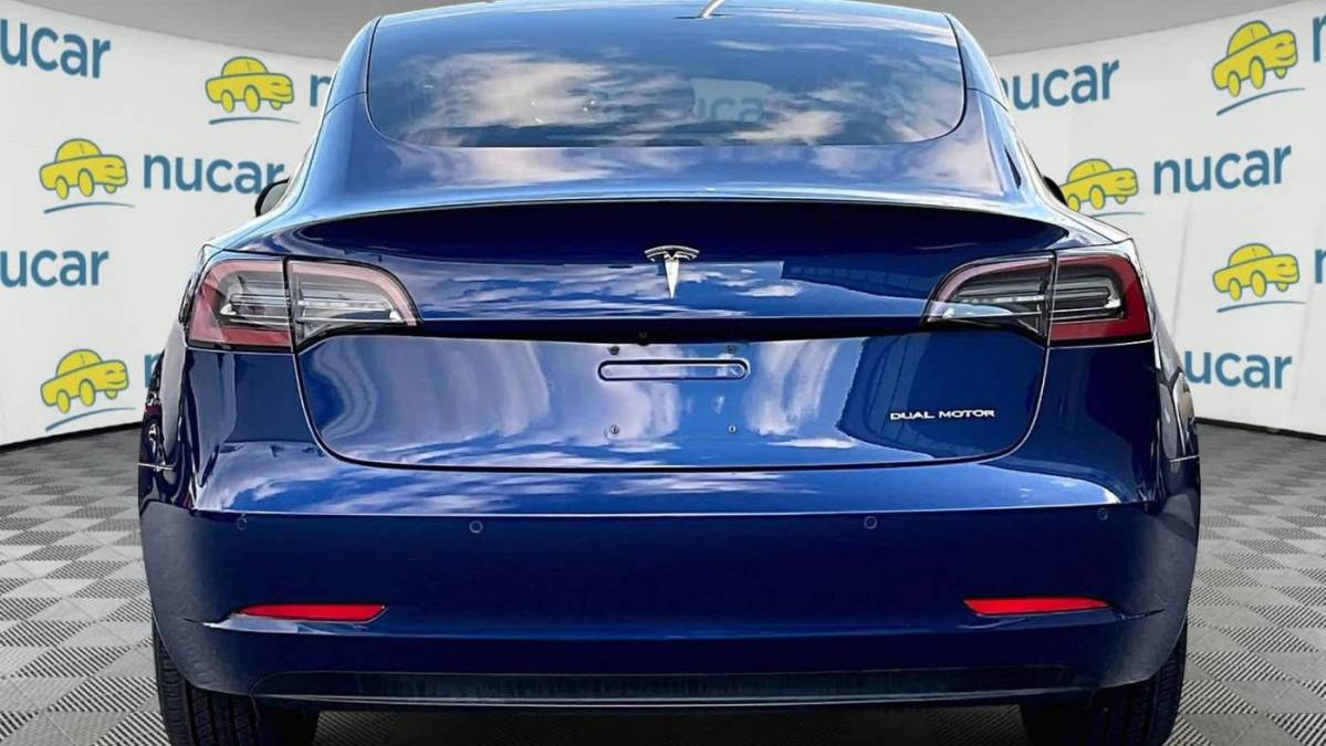 2018 Tesla Model 3 5YJ3E1EB1JF147817