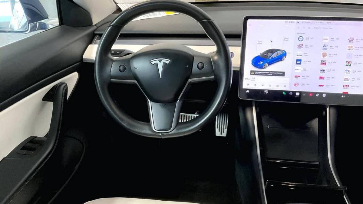 2018 Tesla Model 3 5YJ3E1EB1JF147817