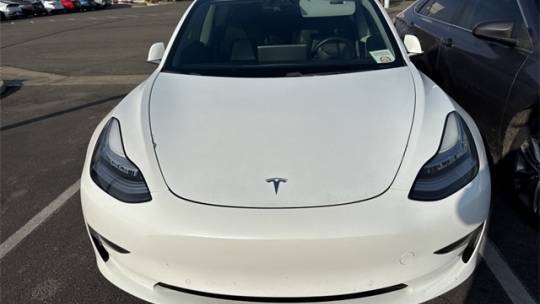 2018 Tesla Model 3 5YJ3E1EA8JF051724