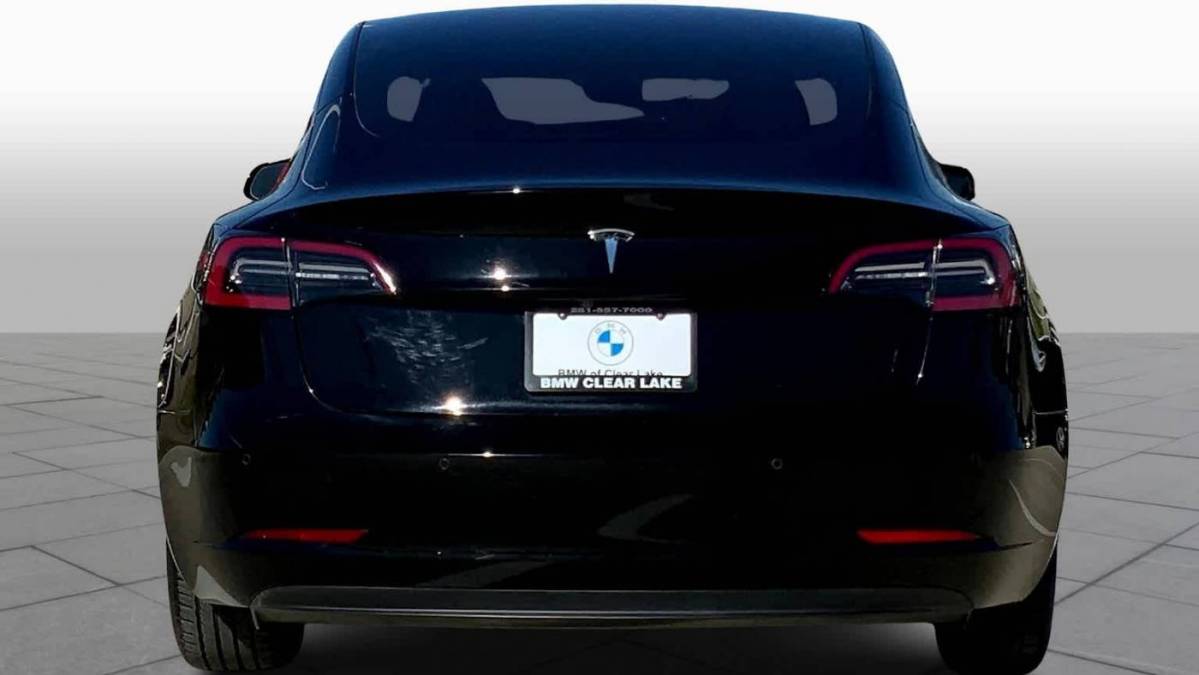 2019 Tesla Model 3 5YJ3E1EA3KF305499