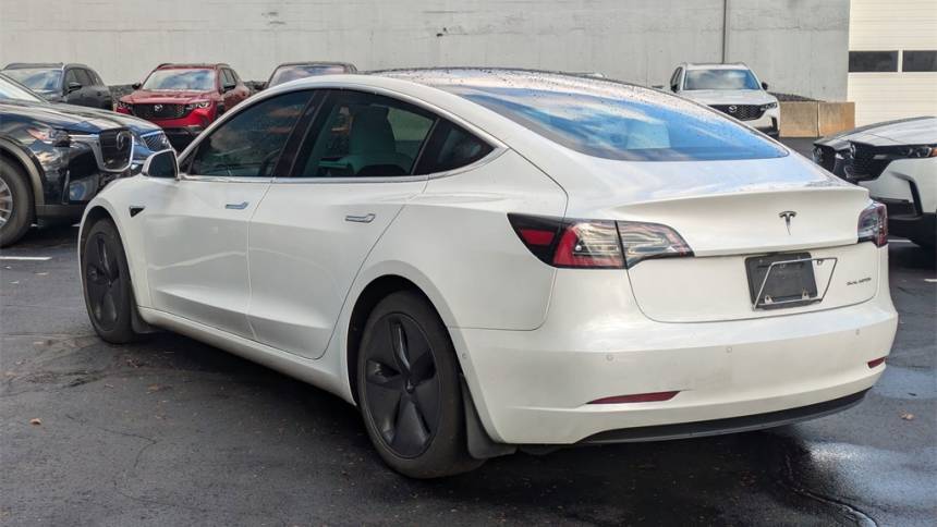 2019 Tesla Model 3 5YJ3E1EB5KF421537