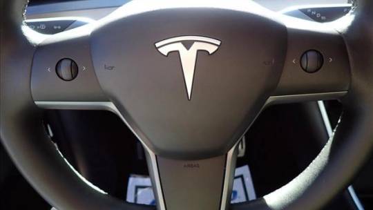 2020 Tesla Model Y 5YJYGDEE2LF013588