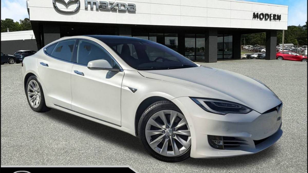 2019 Tesla Model S 5YJSA1E2XKF305712