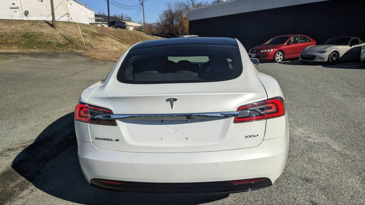 2019 Tesla Model S 5YJSA1E2XKF305712