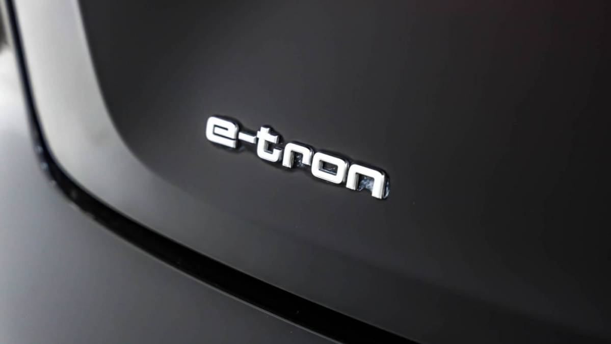 2019 Audi e-tron WA1VAAGE0KB010362