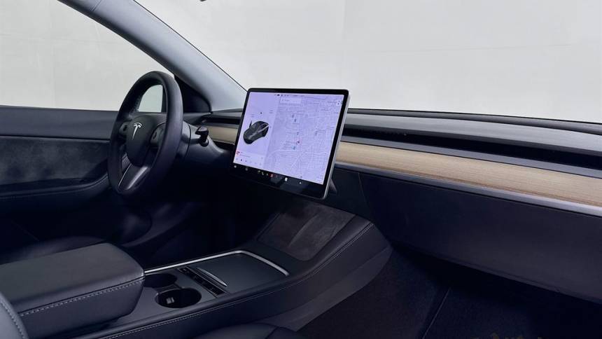 2021 Tesla Model Y 5YJYGDEE4MF244994