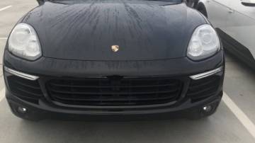 2018 Porsche Cayenne WP1AE2A28JLA71723