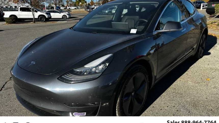 2018 Tesla Model 3 5YJ3E1EA5JF101771