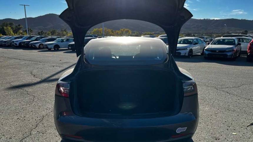 2018 Tesla Model 3 5YJ3E1EA5JF101771