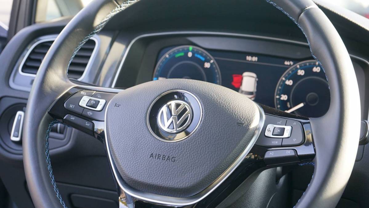 2019 Volkswagen e-Golf WVWPR7AU8KW906394