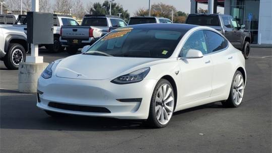 2018 Tesla Model 3 5YJ3E1EB2JF067037