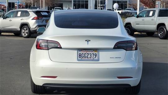 2018 Tesla Model 3 5YJ3E1EB2JF067037