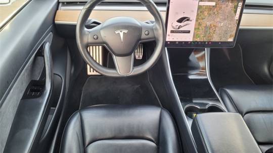 2018 Tesla Model 3 5YJ3E1EB2JF067037