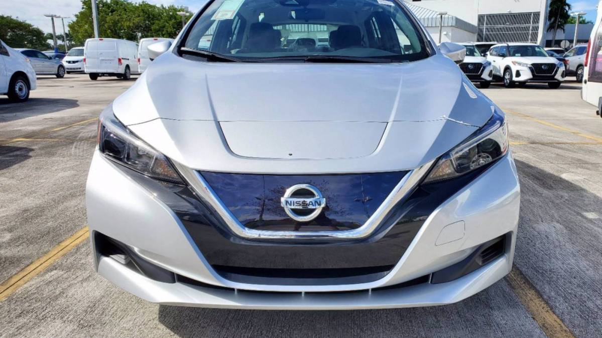 2022 Nissan LEAF 1N4AZ1BV8NC556335