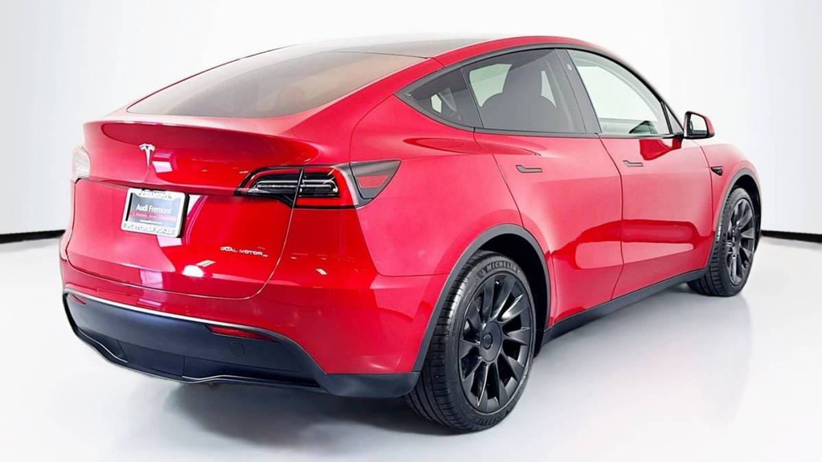 2021 Tesla Model Y 5YJYGDEEXMF141403