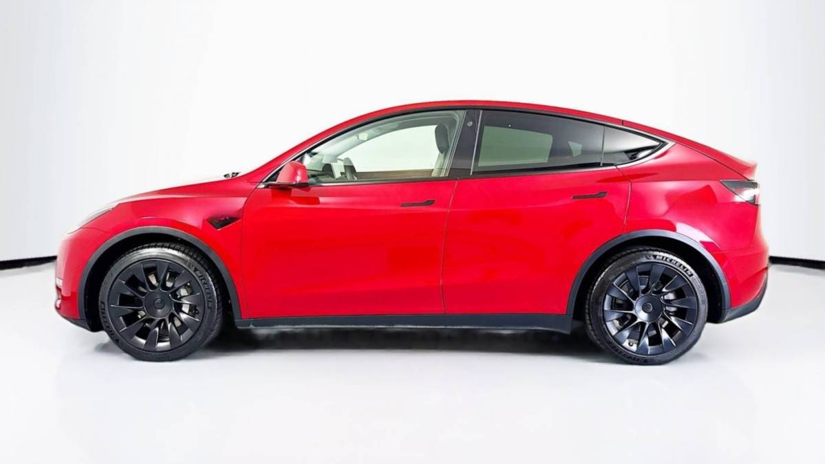 2021 Tesla Model Y 5YJYGDEEXMF141403