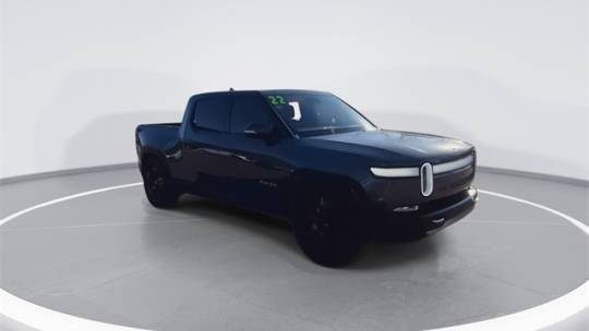 2022 Rivian R1T 7FCTGAAL8NN000453