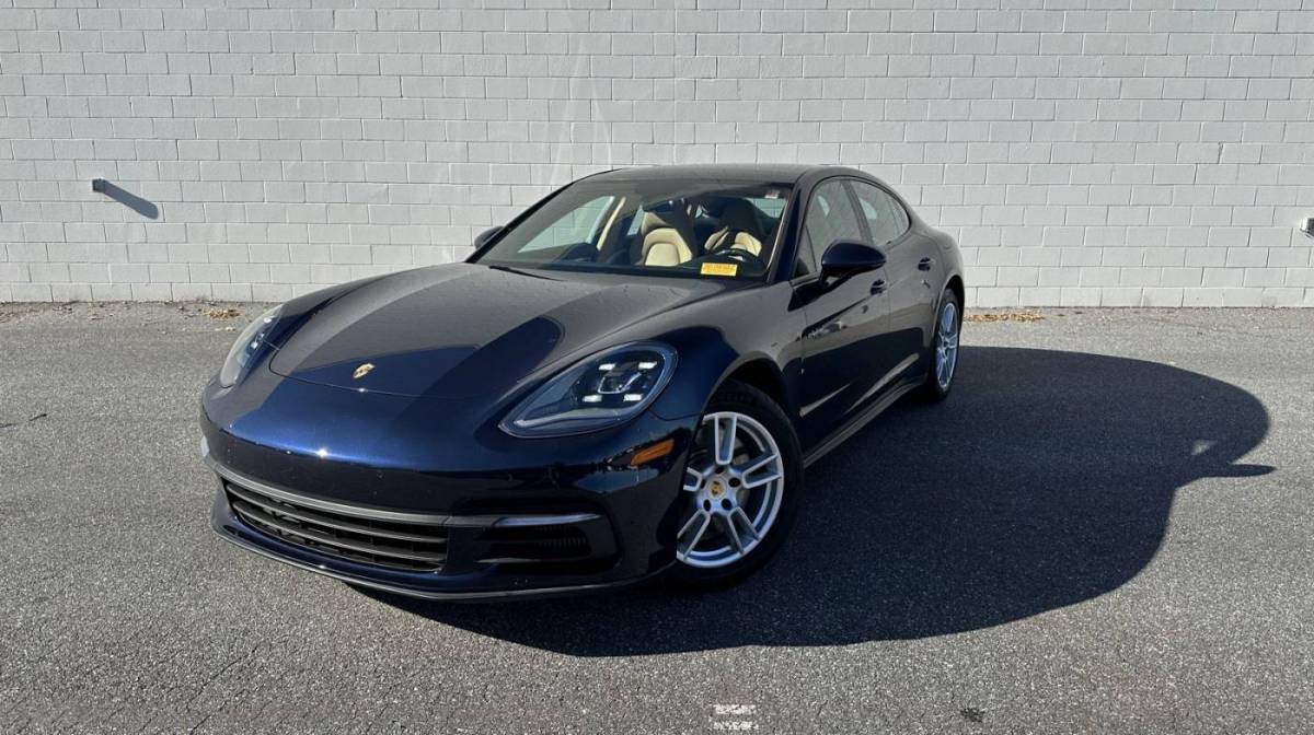 2018 Porsche Panamera WP0AE2A76JL174135