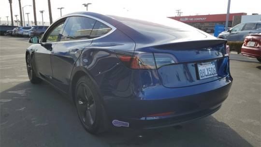 2018 Tesla Model 3 5YJ3E1EA4JF160827